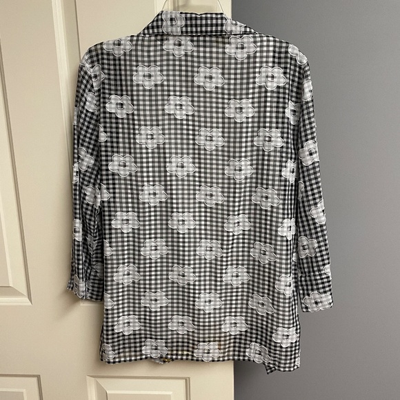 Alfred Dunner Blouse with attached Tank, Black White Flower, Womens Small - Picture 2 of 9